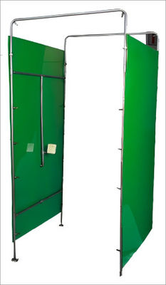Stainless Steel Customized Eyewash Emergency Shower And Eye Wash Station Room